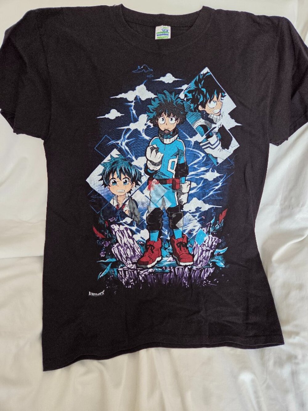 NWOT ANIME MEN'S XL TSHIRT